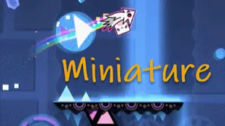Play Geometry Dash Miniature now!